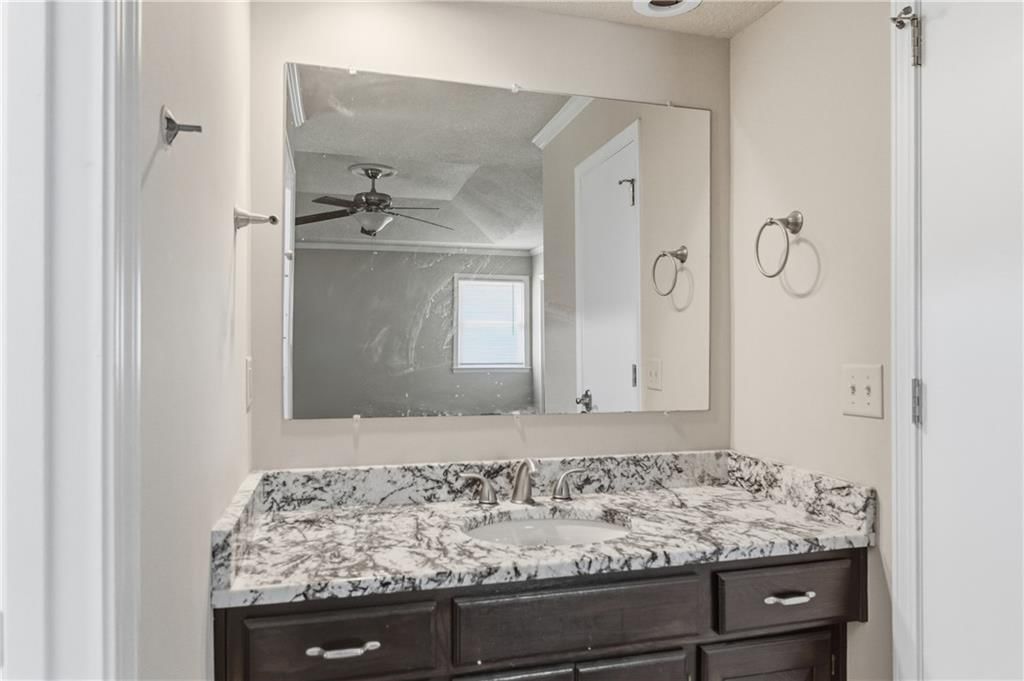 11683 GRANT Drive — photo 20