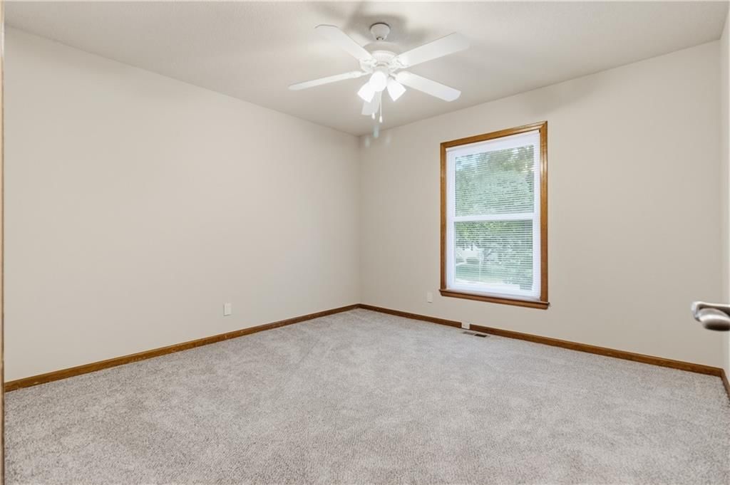 11683 GRANT Drive — photo 22