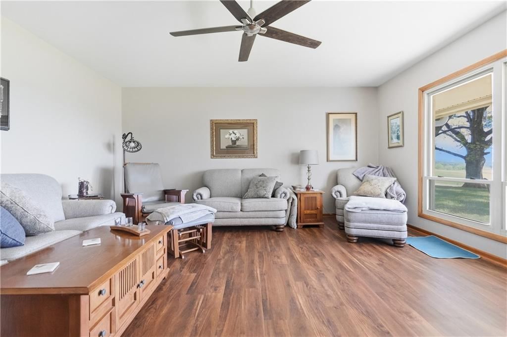 17429 Coffin Road — photo 7