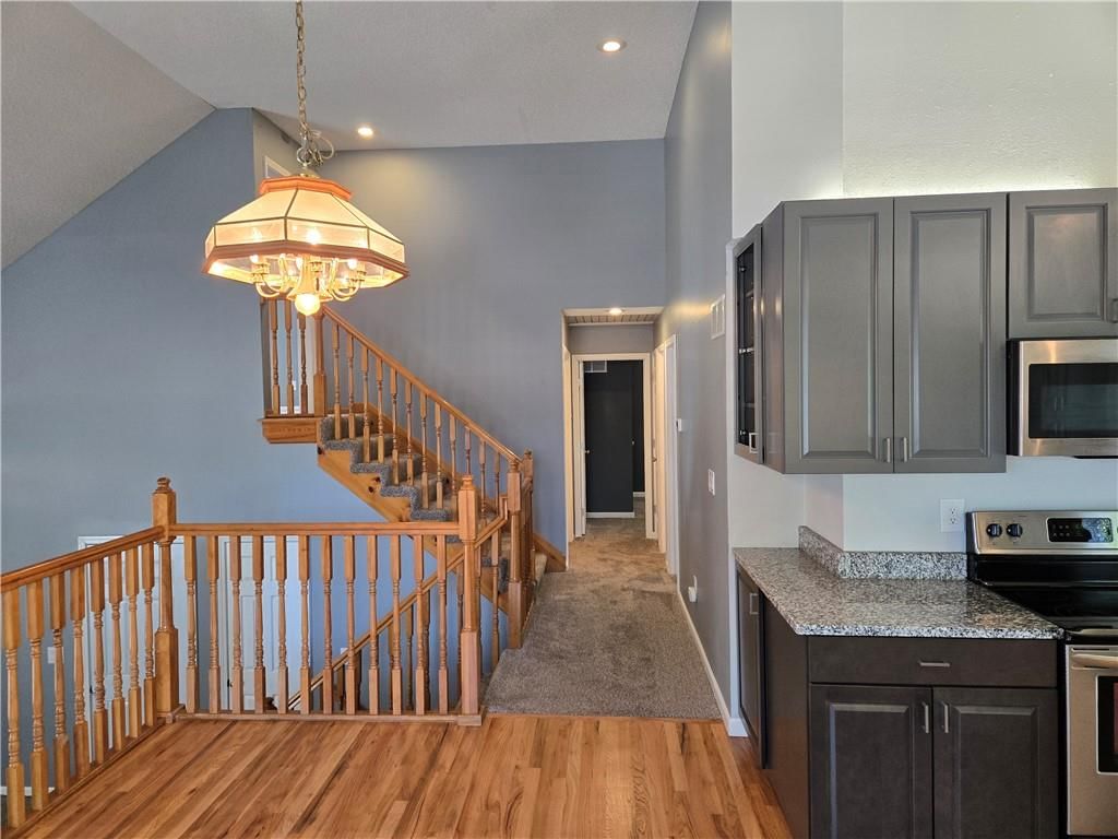 2128 SW British Drive — photo 19