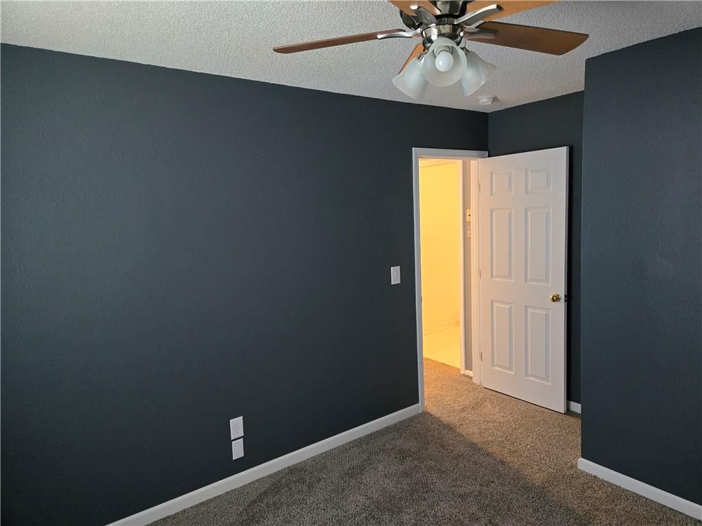 2128 SW British Drive — photo 22