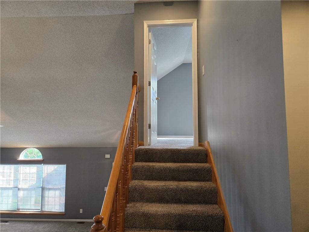 2128 SW British Drive — photo 27