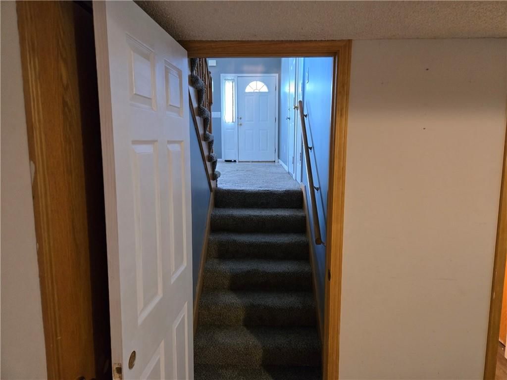2128 SW British Drive — photo 37
