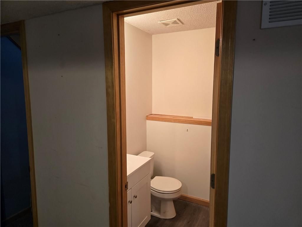 2128 SW British Drive — photo 38