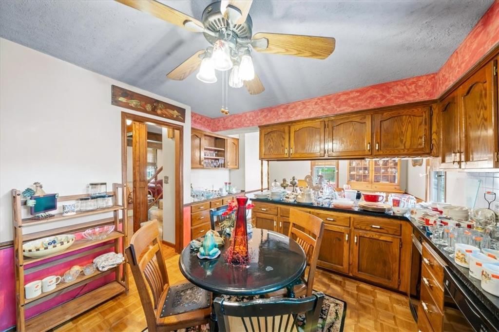 8728 Grandview Street — photo 12