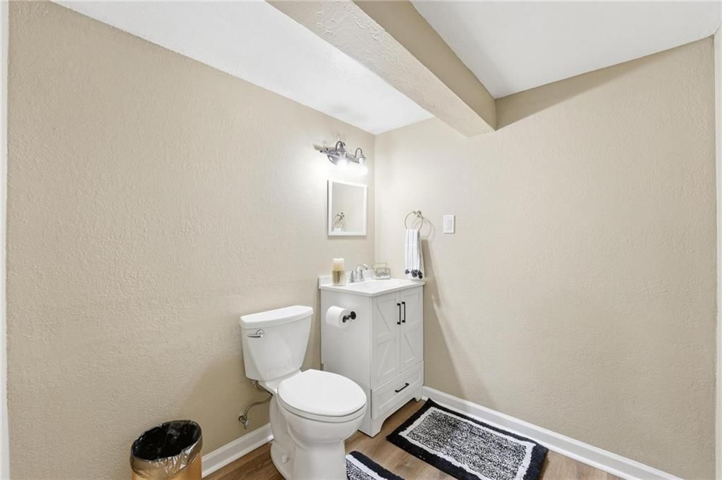 7502 N Wayne Avenue — photo 23
