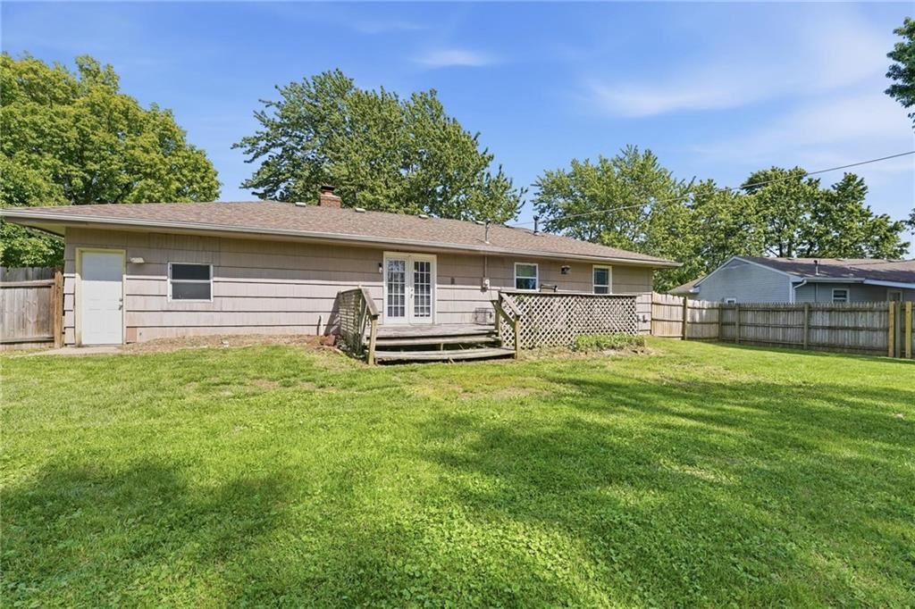 7502 N Wayne Avenue — photo 29