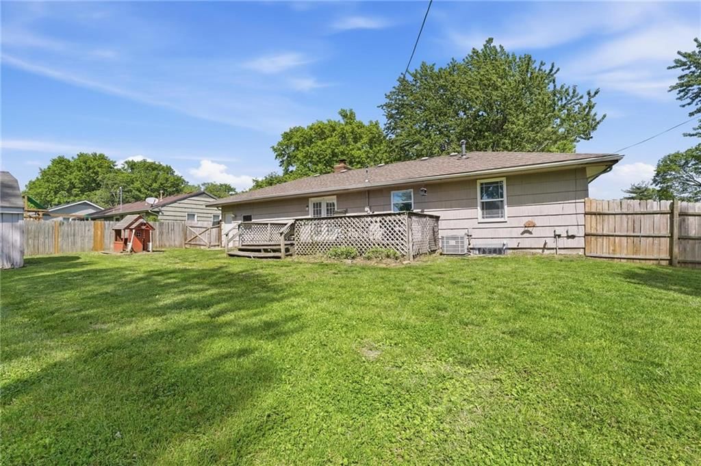 7502 N Wayne Avenue — photo 30