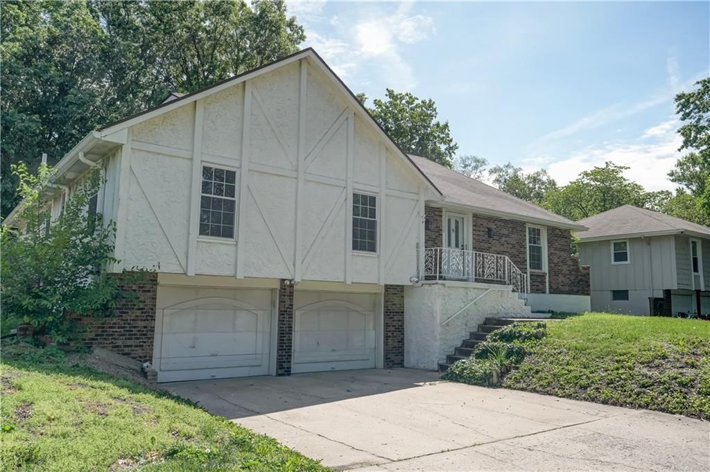 1108 SW 21st Street — photo 3