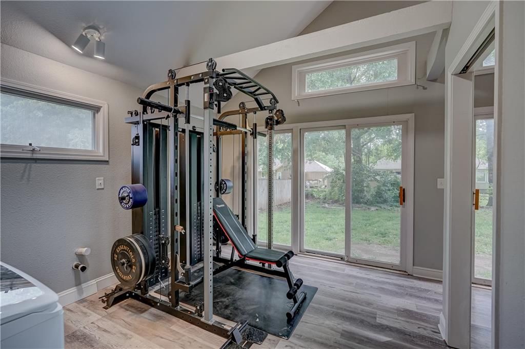 1108 SW 21st Street — photo 37