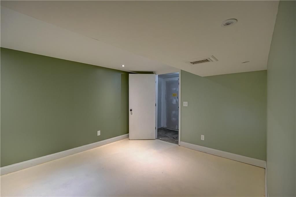 1108 SW 21st Street — photo 43
