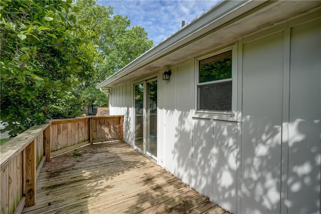 1108 SW 21st Street — photo 51