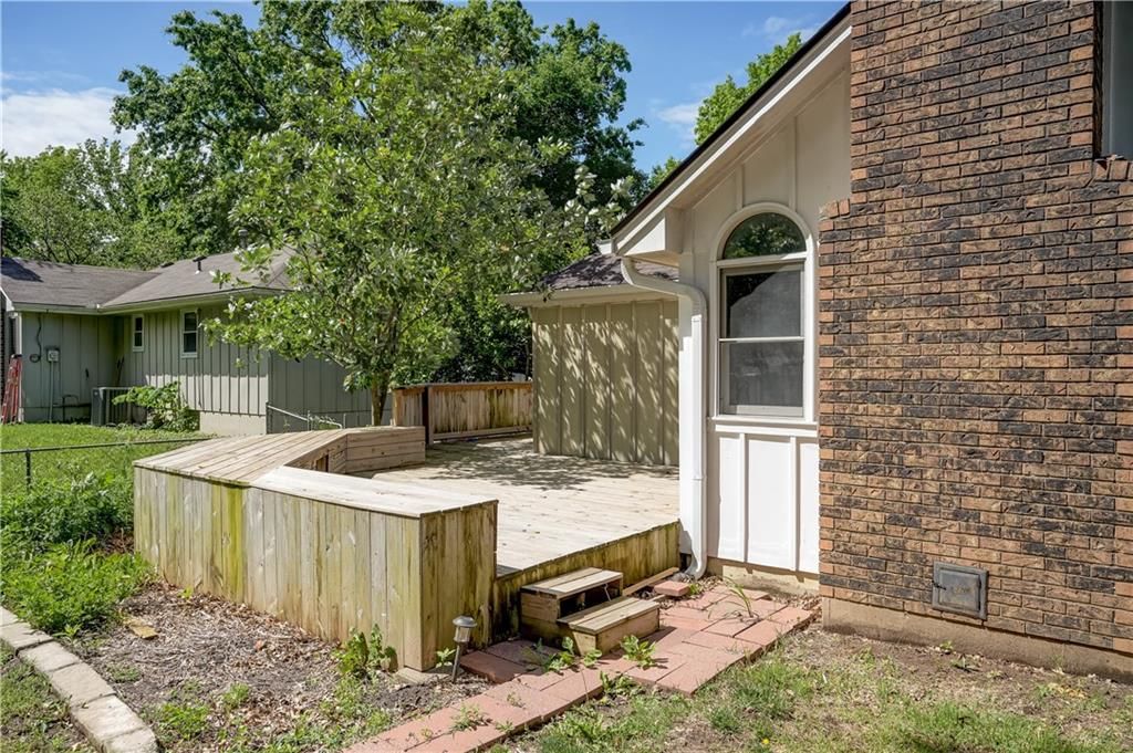 1108 SW 21st Street — photo 57