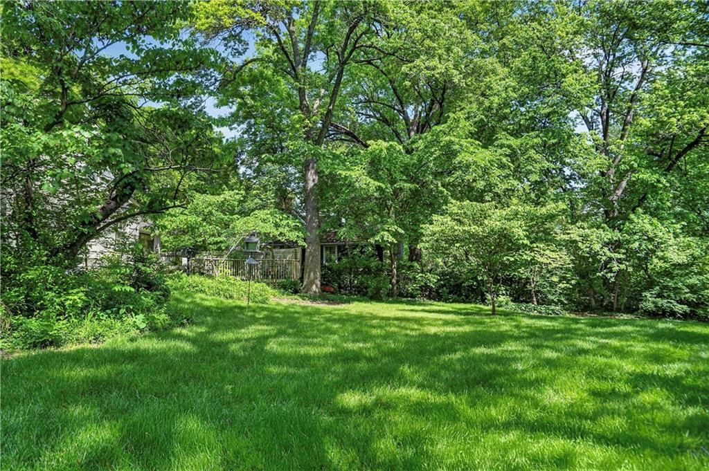 3701 Shawnee Mission Parkway — photo 11