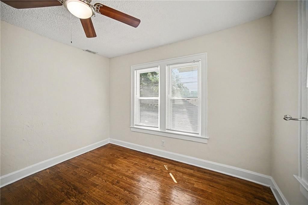 2215 Nebraska Avenue — photo 17