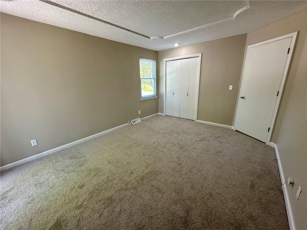12802 W 101st Street — photo 29