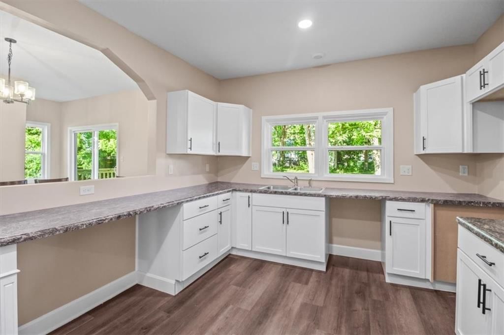902 S Pine Street — photo 9