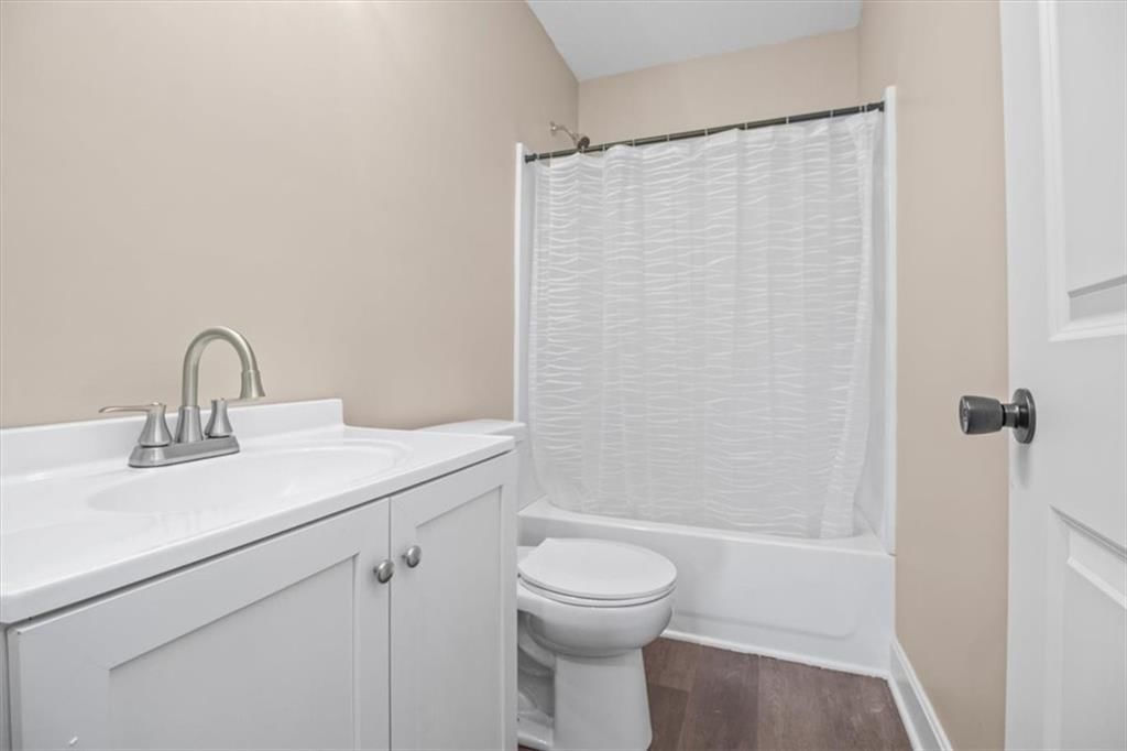 902 S Pine Street — photo 16