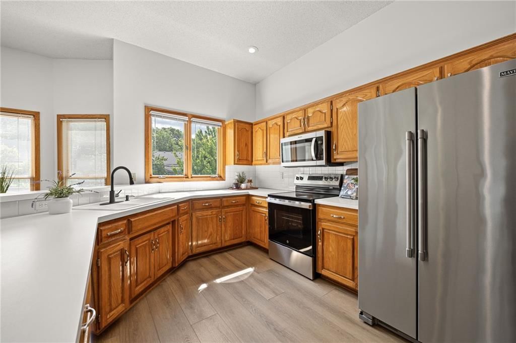 5117 Anderson Street — photo 19