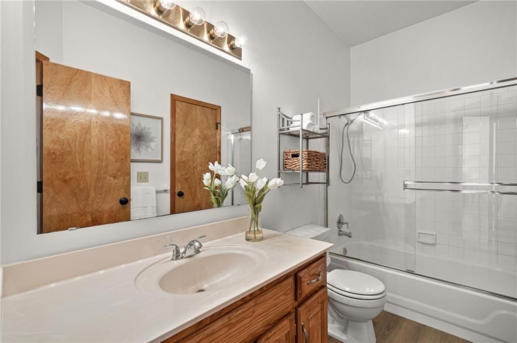 5117 Anderson Street — photo 29