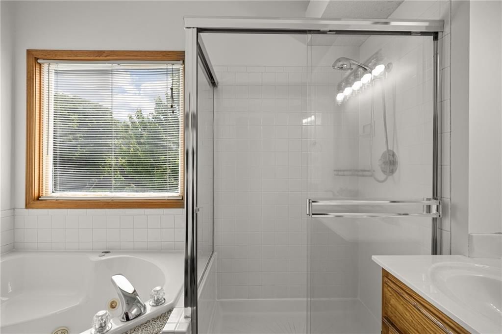 5117 Anderson Street — photo 36