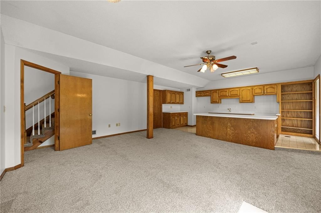 5117 Anderson Street — photo 40