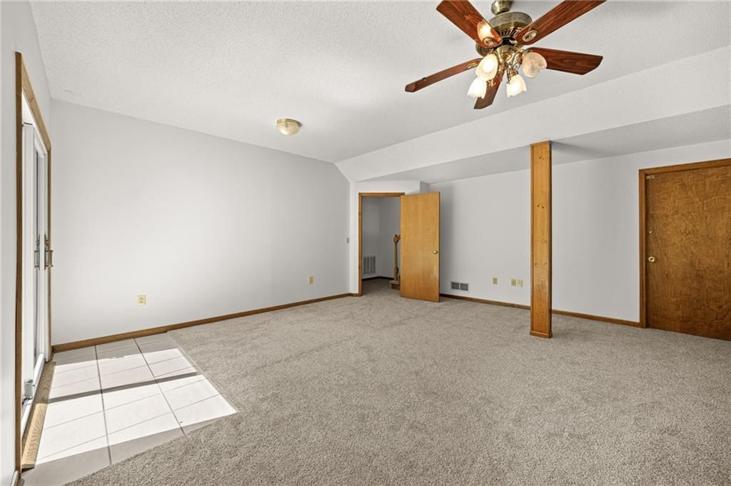 5117 Anderson Street — photo 47