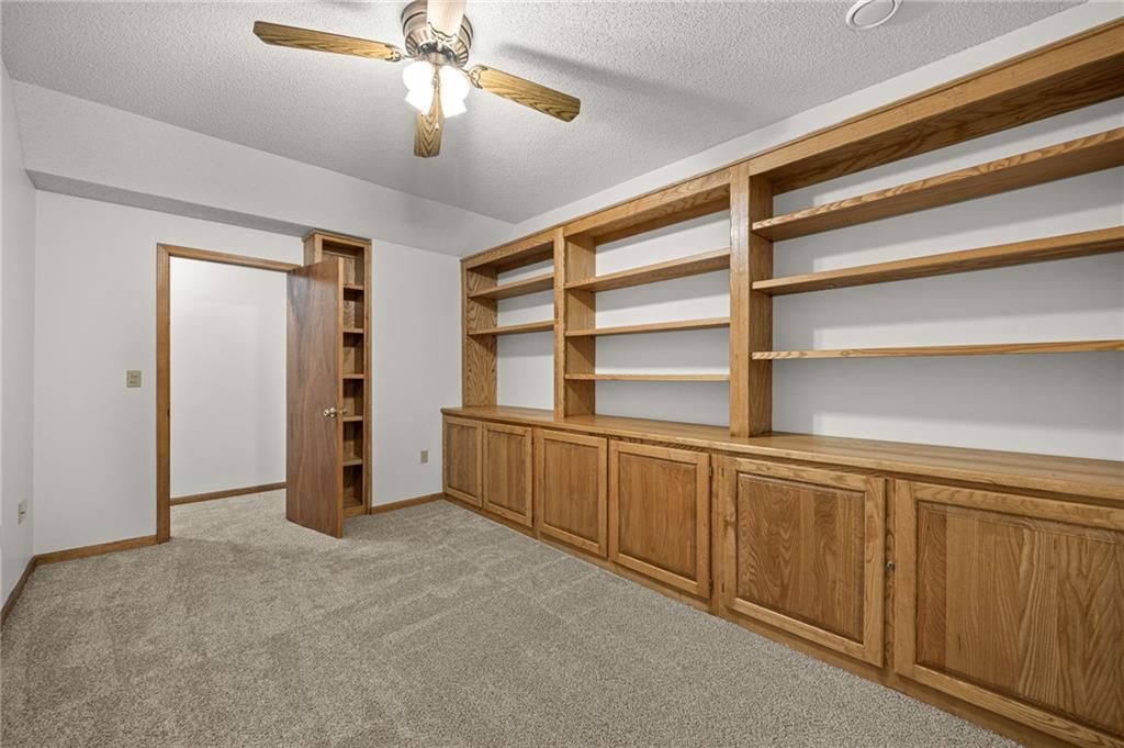 5117 Anderson Street — photo 49
