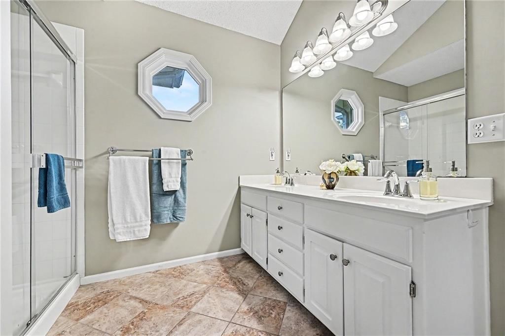 704 S Adams Street — photo 15