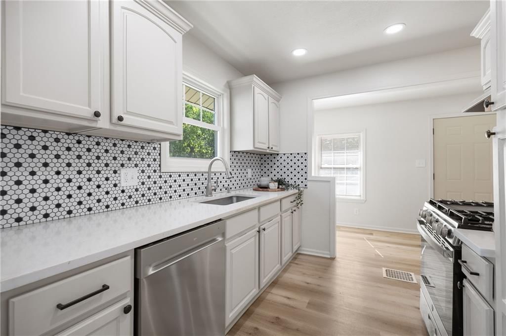 2416 N 20th Street — photo 12