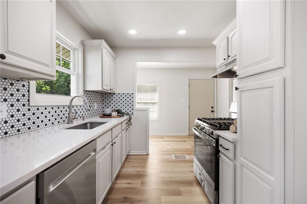 2416 N 20th Street — photo 13