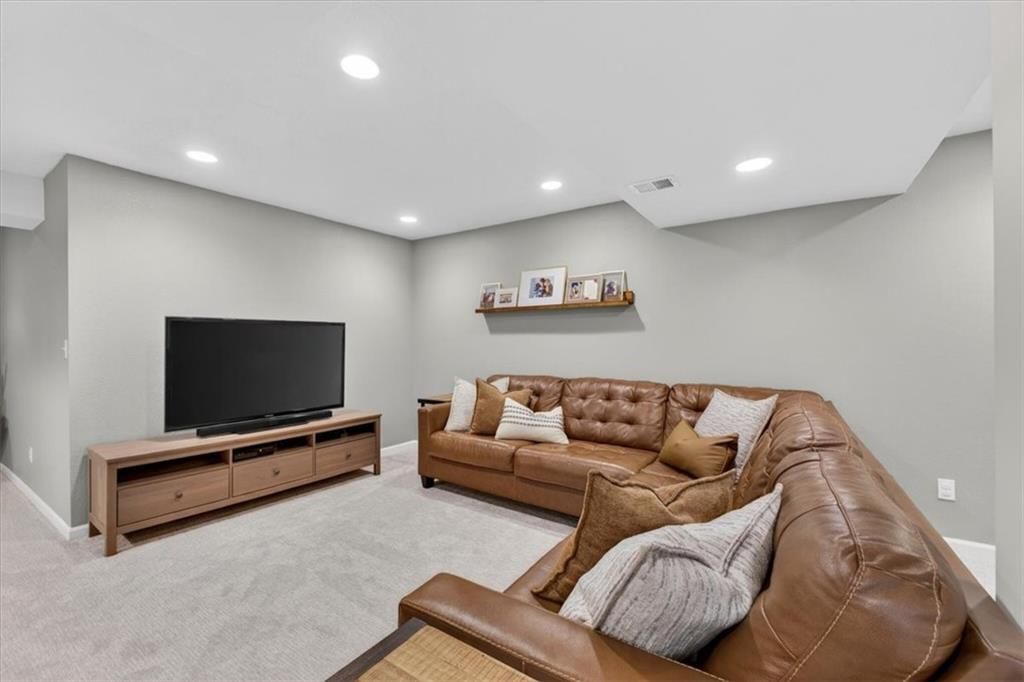 13013 Bond Street — photo 34
