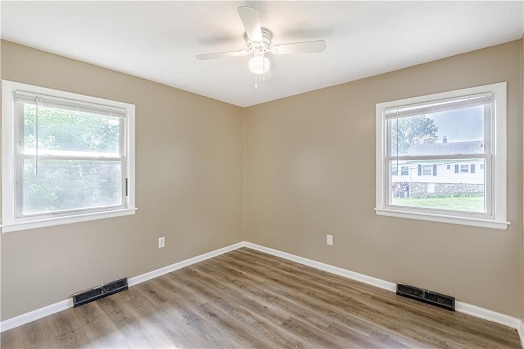 1845 Ewing Avenue — photo 12