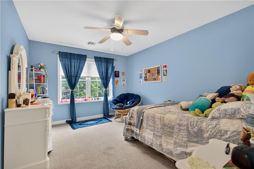 528 S Georgia Street — photo 27