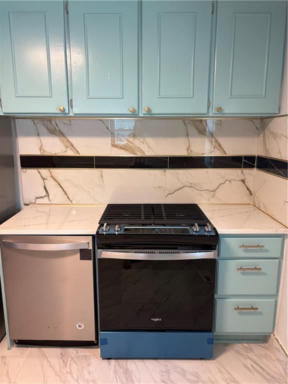 107 E 20th Street — photo 16