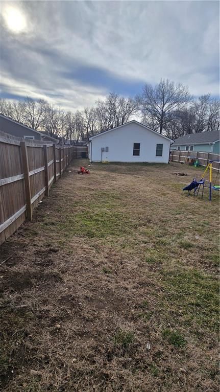 408 Lincoln Avenue — photo 16