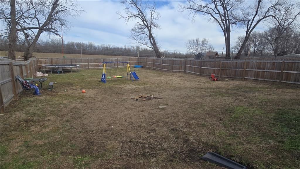 408 Lincoln Avenue — photo 19