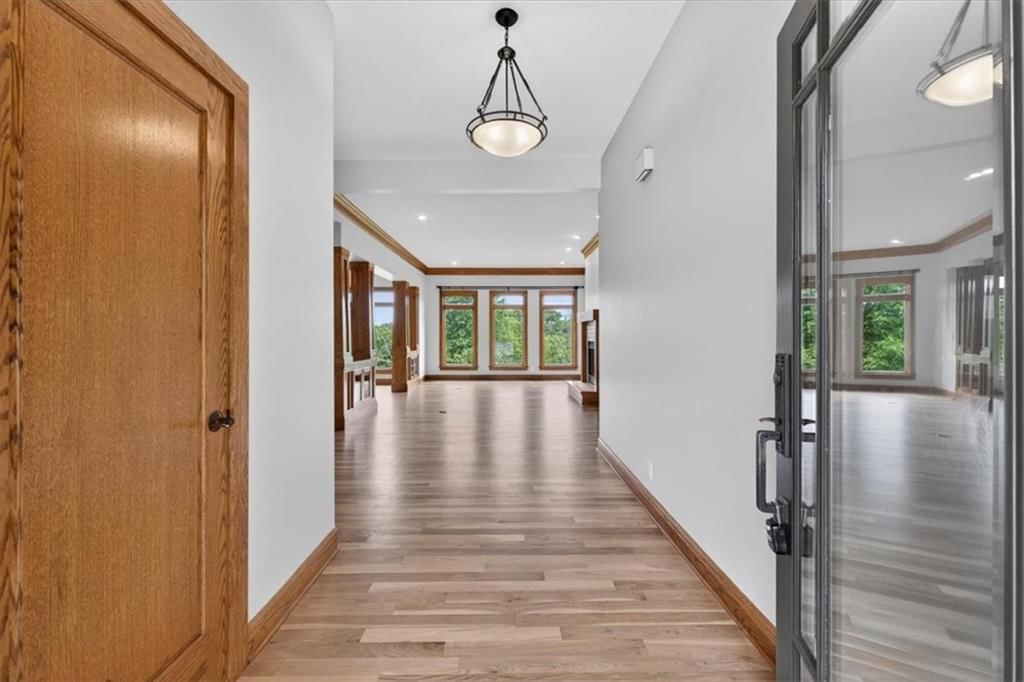 100 SW Gray Circle — photo 6