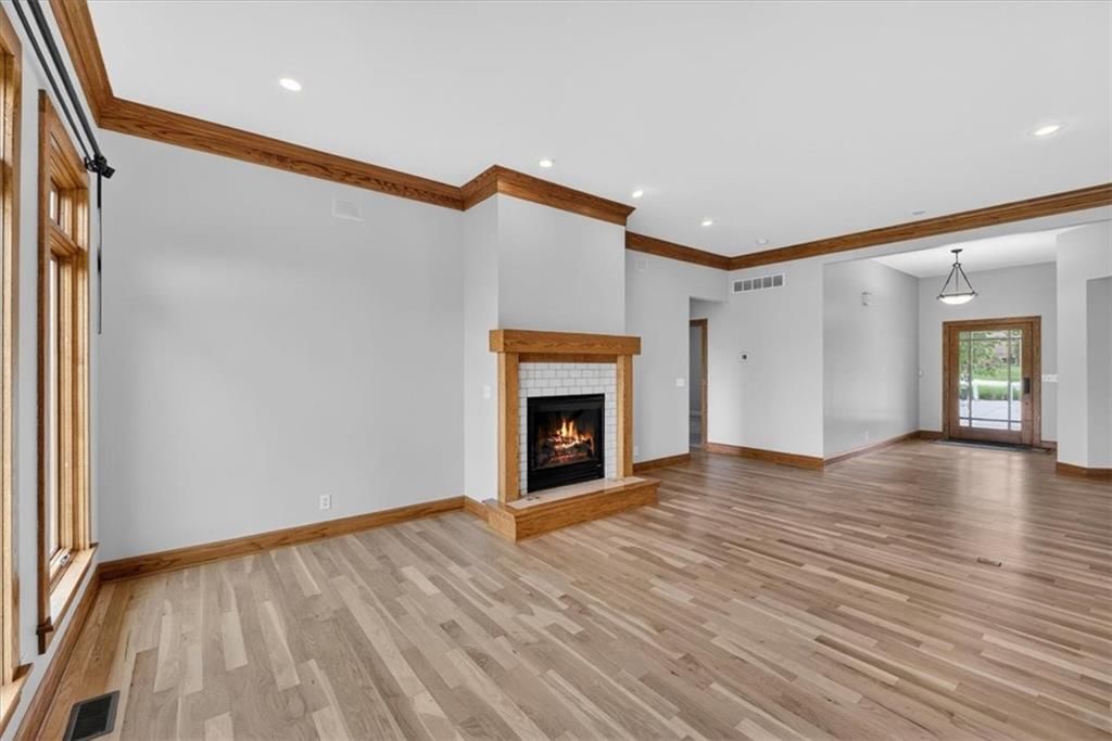 100 SW Gray Circle — photo 10