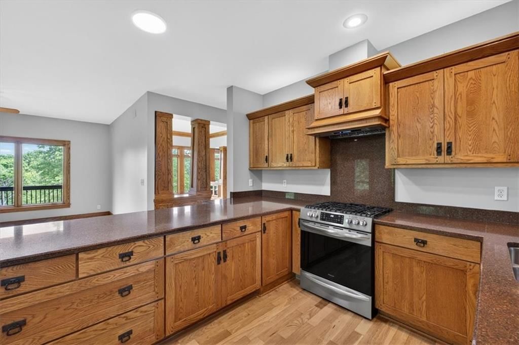 100 SW Gray Circle — photo 17