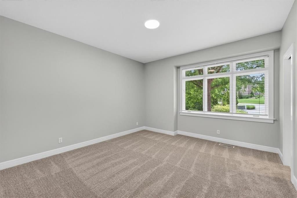 100 SW Gray Circle — photo 40