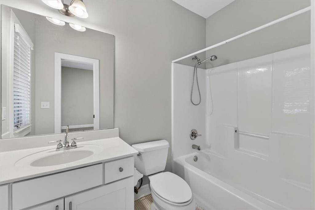 100 SW Gray Circle — photo 42