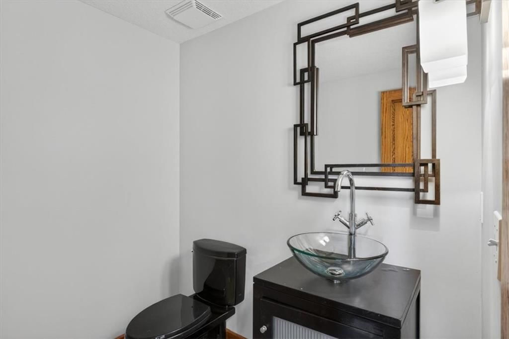 100 SW Gray Circle — photo 49