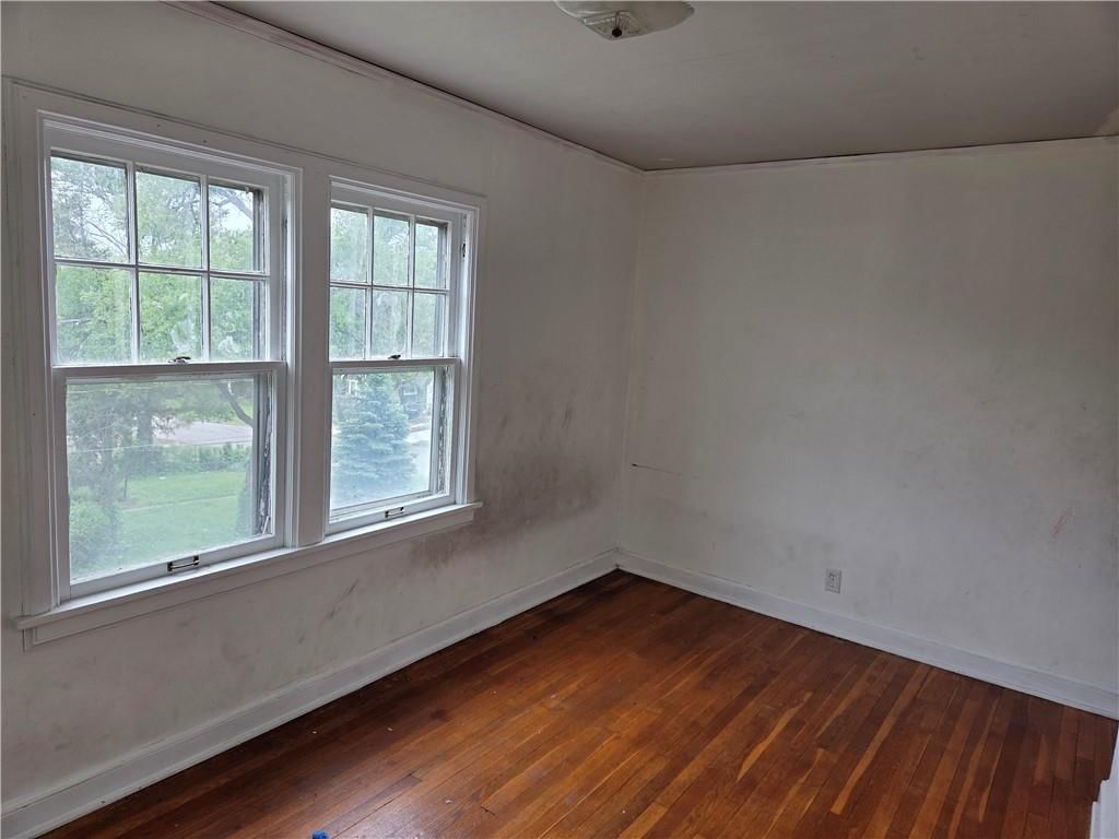 2549 Drury Avenue — photo 7
