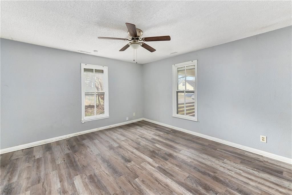1309 N Main Street — photo 9