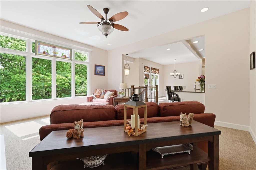 1140 Waverly Drive — photo 3