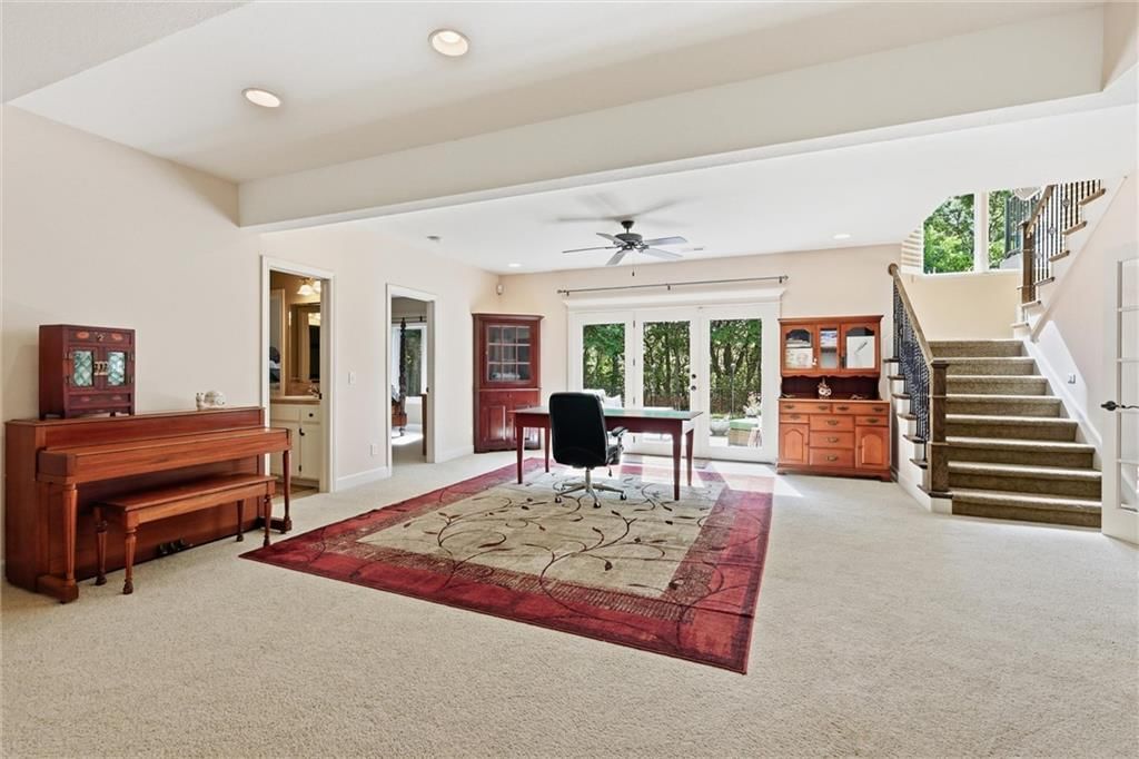 1140 Waverly Drive — photo 24