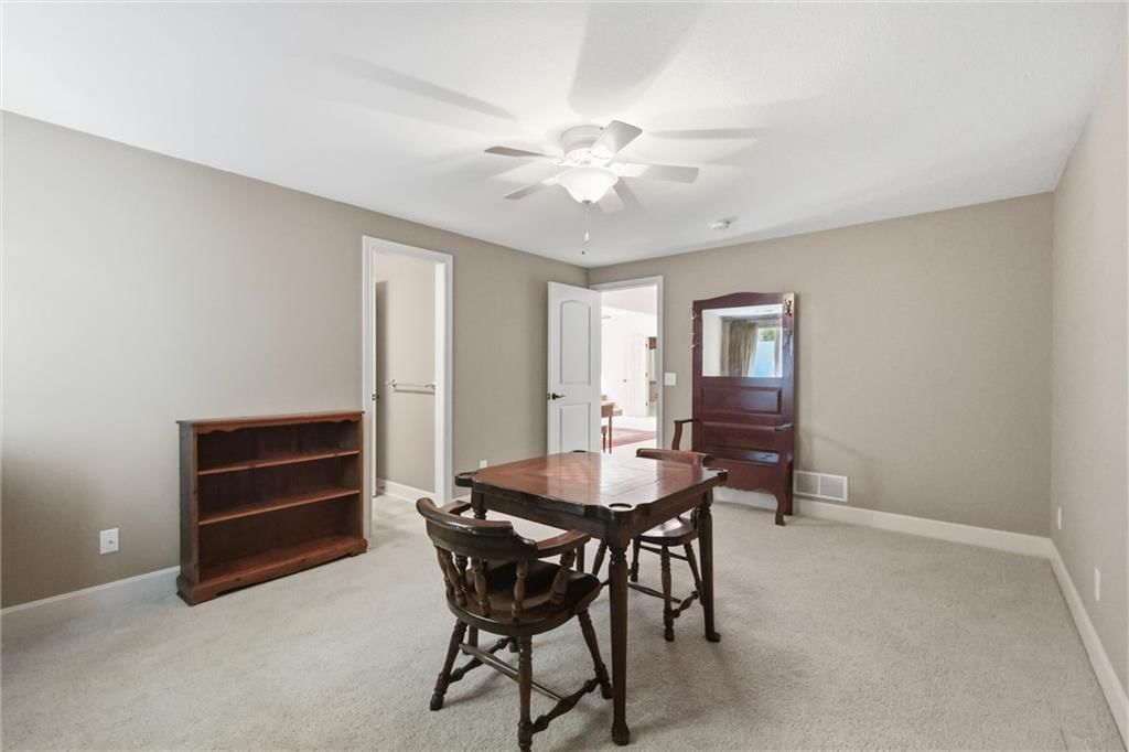 1140 Waverly Drive — photo 28