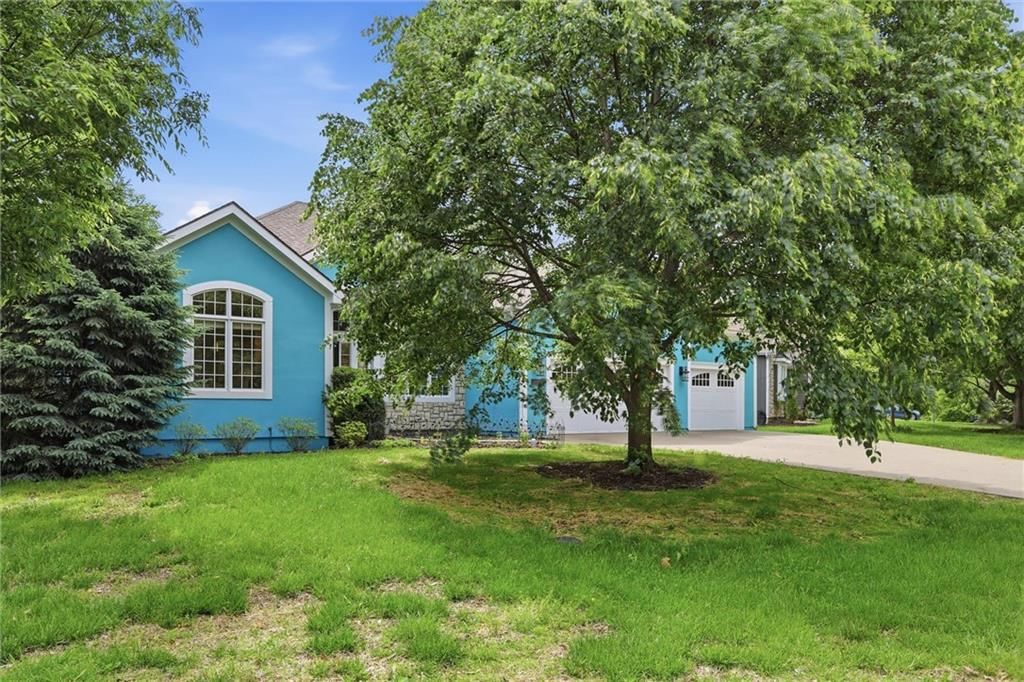 1140 Waverly Drive — photo 38