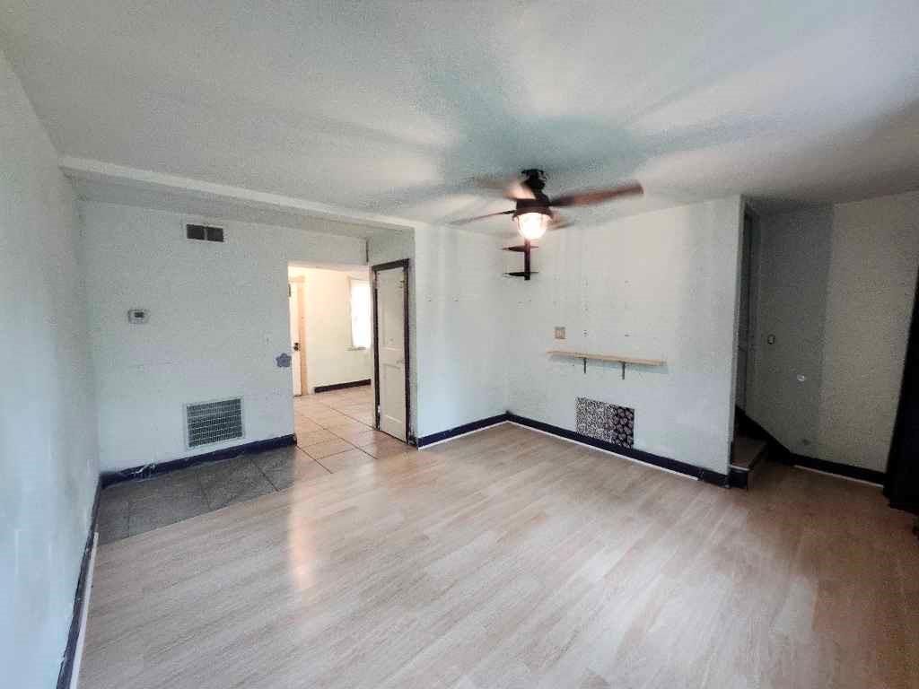 775 Manorcrest Drive — photo 2